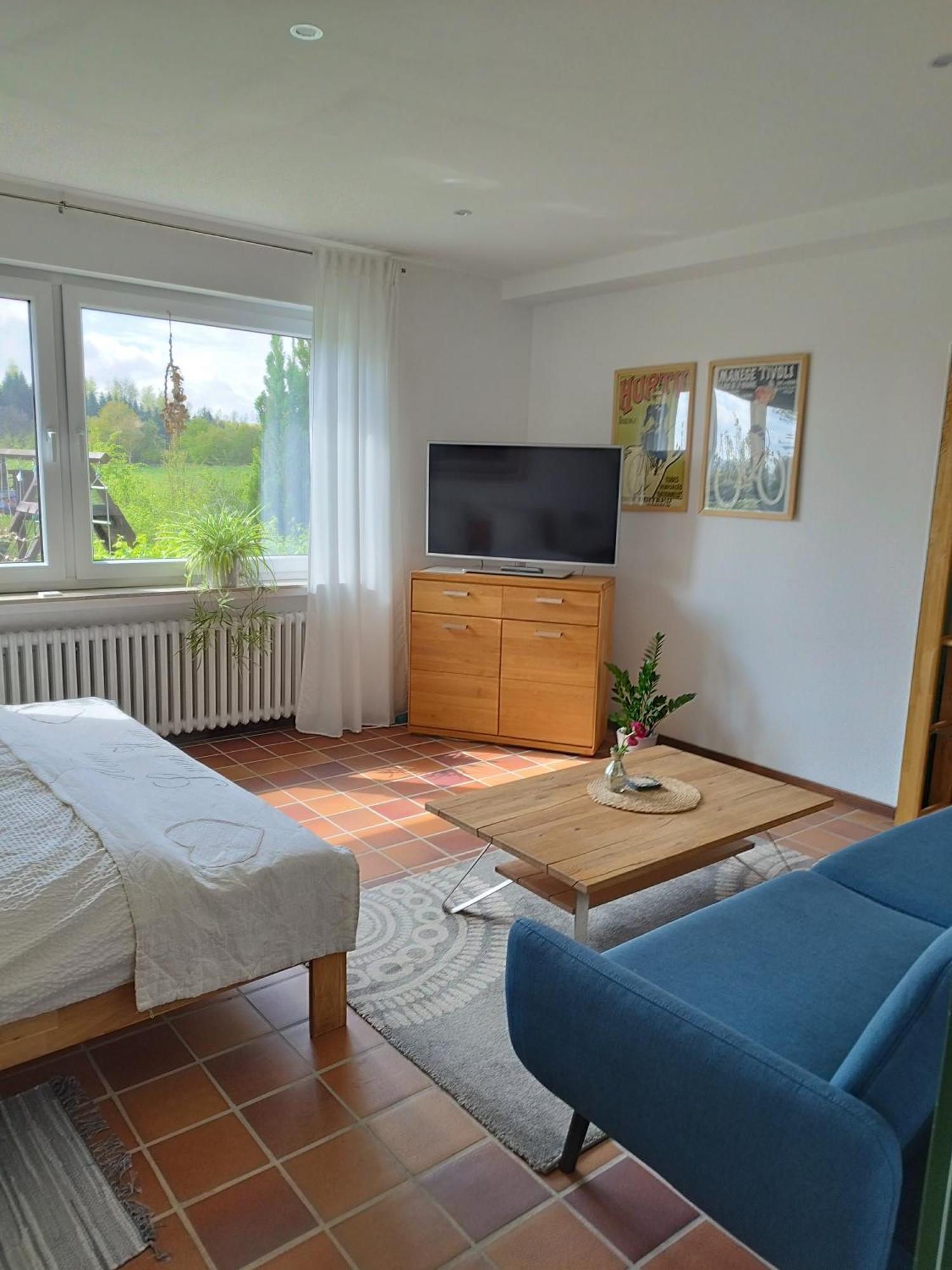 Moderne Mit Privatem Eingang - Rosa Apartment Kalletal